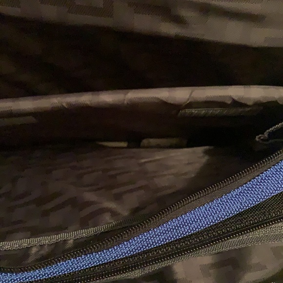 Brand New Nine West Blue Travel Bag Never Used With Original Tags! Vintage 15 yo - Picture 5 of 16